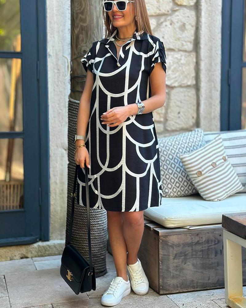 Kathleen | Stylish Graphic Print Dress - Image 4