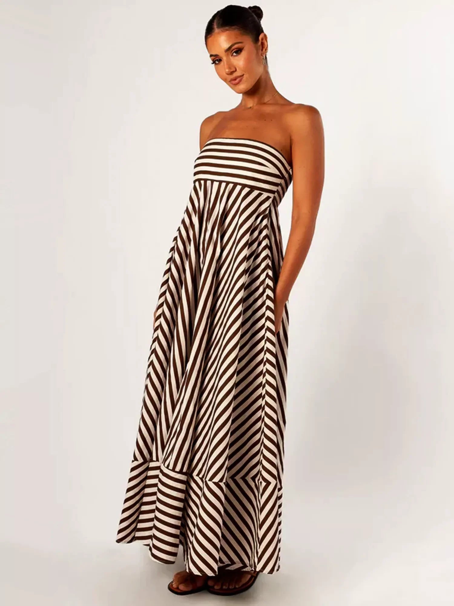 Jayla | Elegant Strapless Maxi Dress for Effortless Style - Image 1