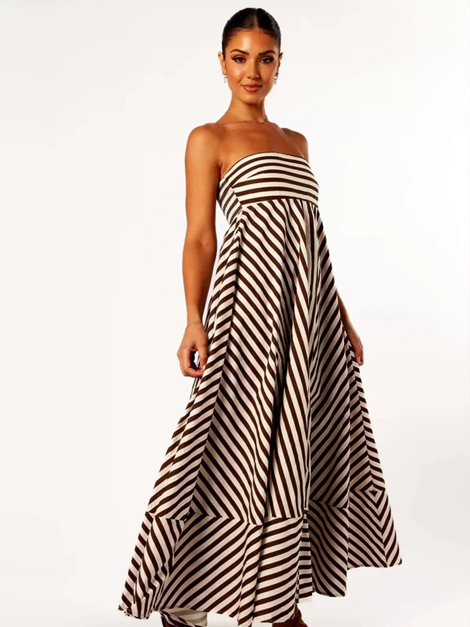 Jayla | Elegant Strapless Maxi Dress for Effortless Style - Image 8