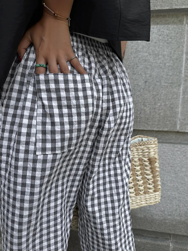 Sofia | High-Waisted Relaxed Fit Checkered Trousers - Image 6