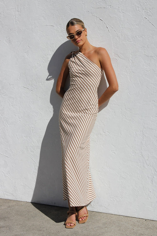 Ruby | Elegant Striped Summer Dress with Chic Appeal - Image 4