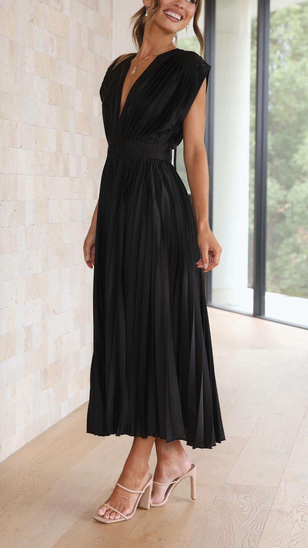 Maria | Elegant and Comfortable Dress - Image 16