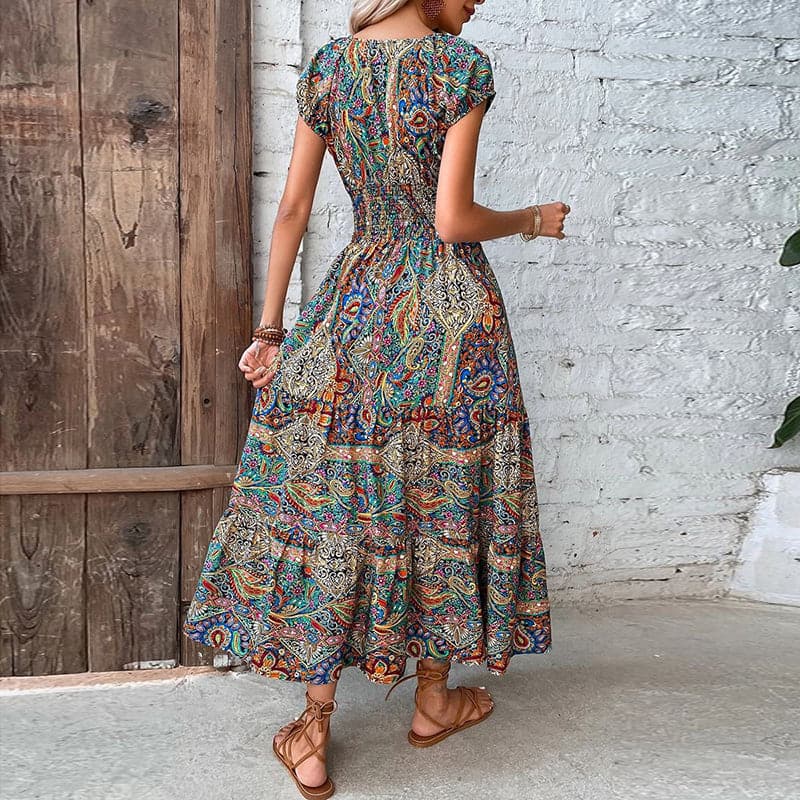 Sally | Elegant Flowy Maxi Dress with V-neck - Image 3