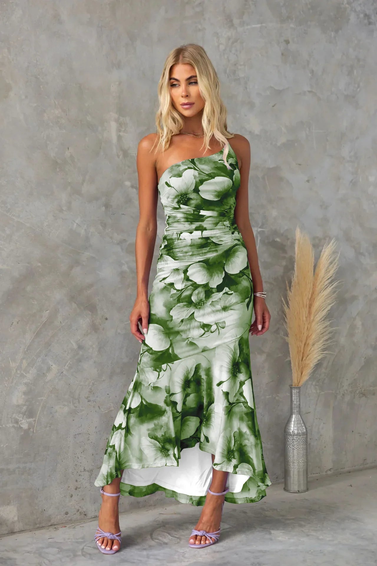 Katherine | Elegant Floral Xanthe Midi Dress for Warm Weather - Image 10