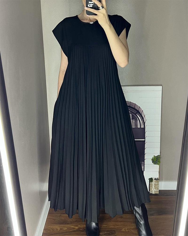 Martha | Elegant Pleated Maxi Dress - Image 11