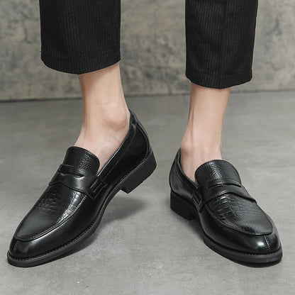 Bryan | Classic Elegant Low Shoes for Every Occasion - Image 1