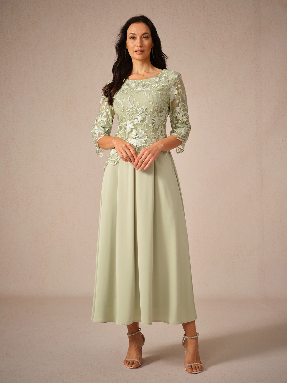 Naomi | Elegant Quarter Sleeve Maxi Dress for Formal Events - Image 2