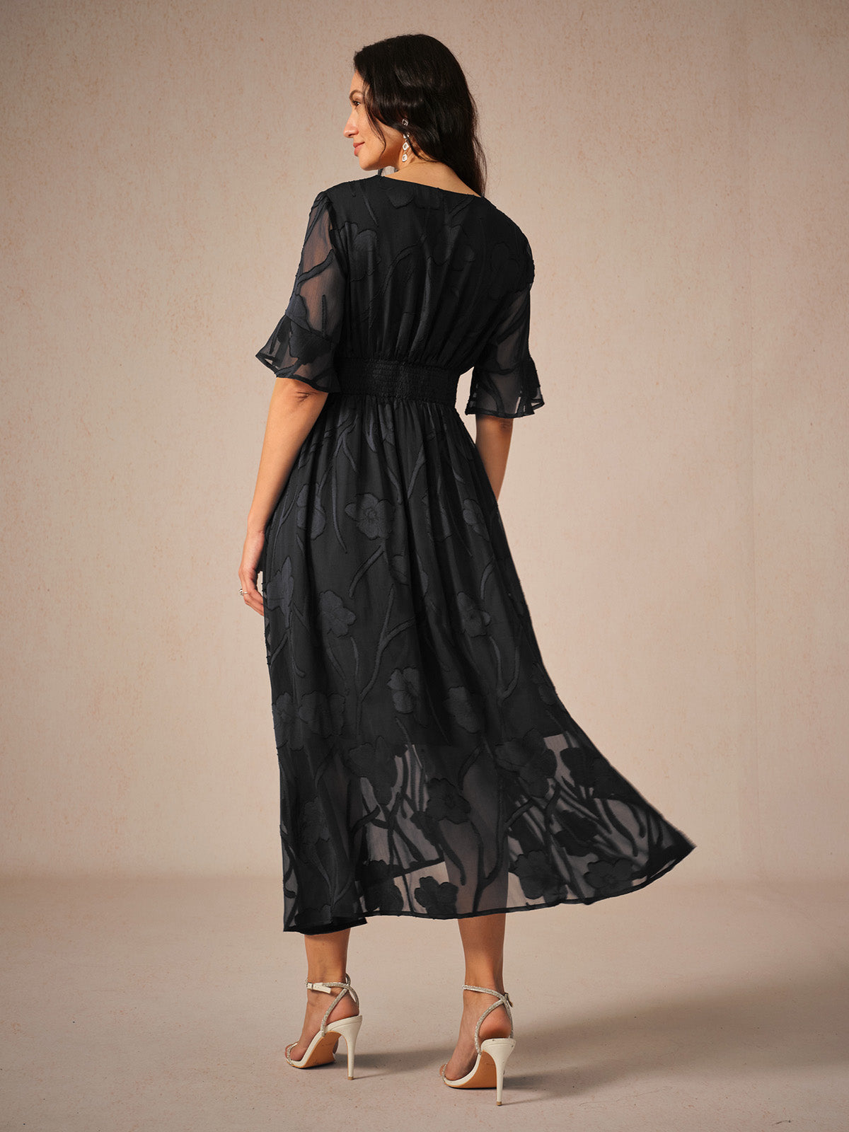Couture-moda | Elegant Maxi Dress with Flutter Sleeves and Lace Detailing - Image 5