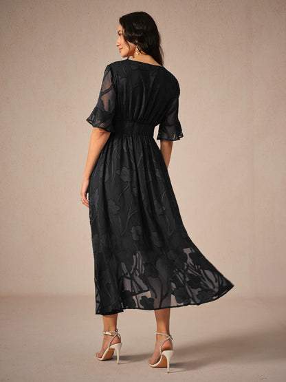 Couture-moda | Elegant Maxi Dress with Flutter Sleeves and Lace Detailing - Image 5