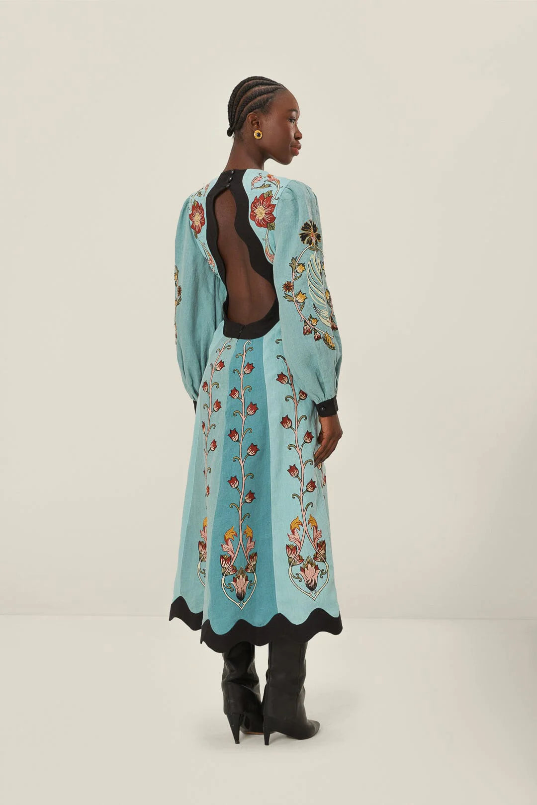 Cheri | Elegant Long Sleeve Midi Dress - Image 3
