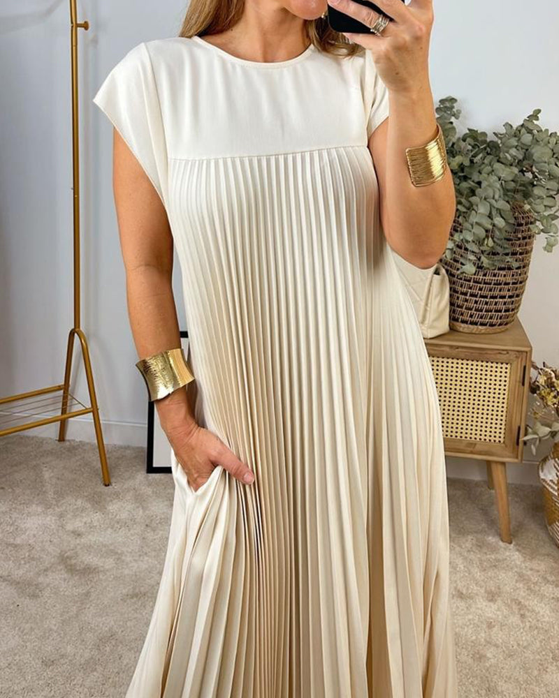 Martha | Elegant Pleated Maxi Dress - Image 3