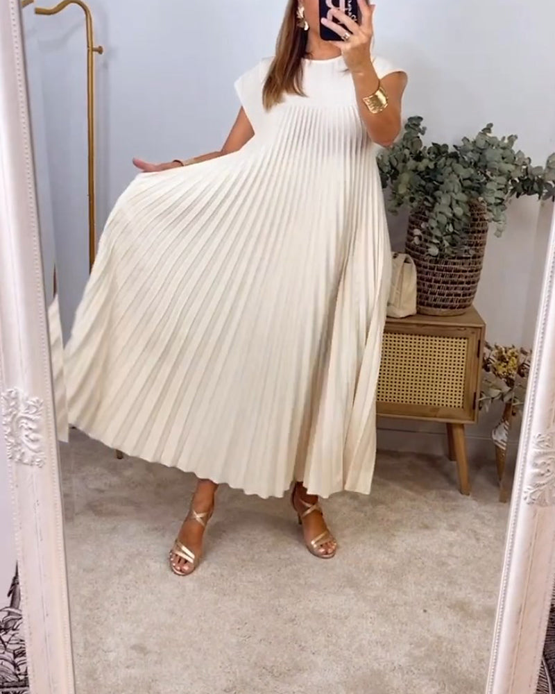 Martha | Elegant Pleated Maxi Dress - Image 4