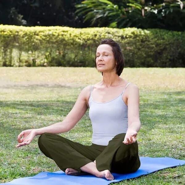 Theresa | Comfortable Yoga Pants for Relaxation and Style - Image 4