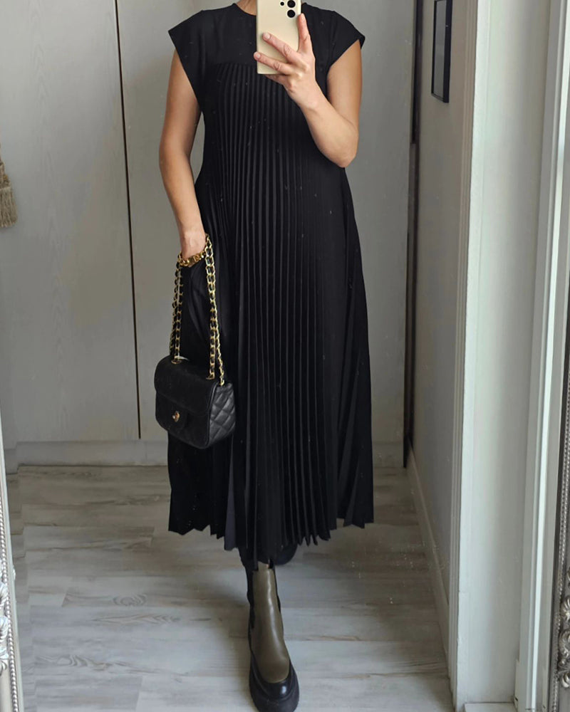 Martha | Elegant Pleated Maxi Dress - Image 5