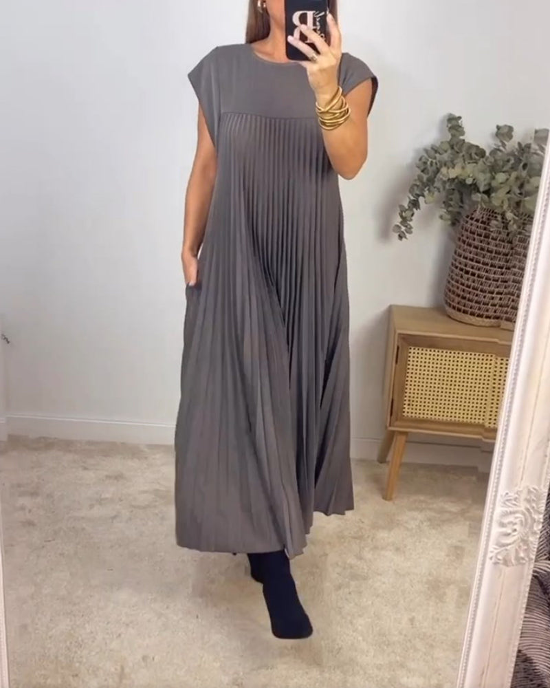 Martha | Elegant Pleated Maxi Dress - Image 7