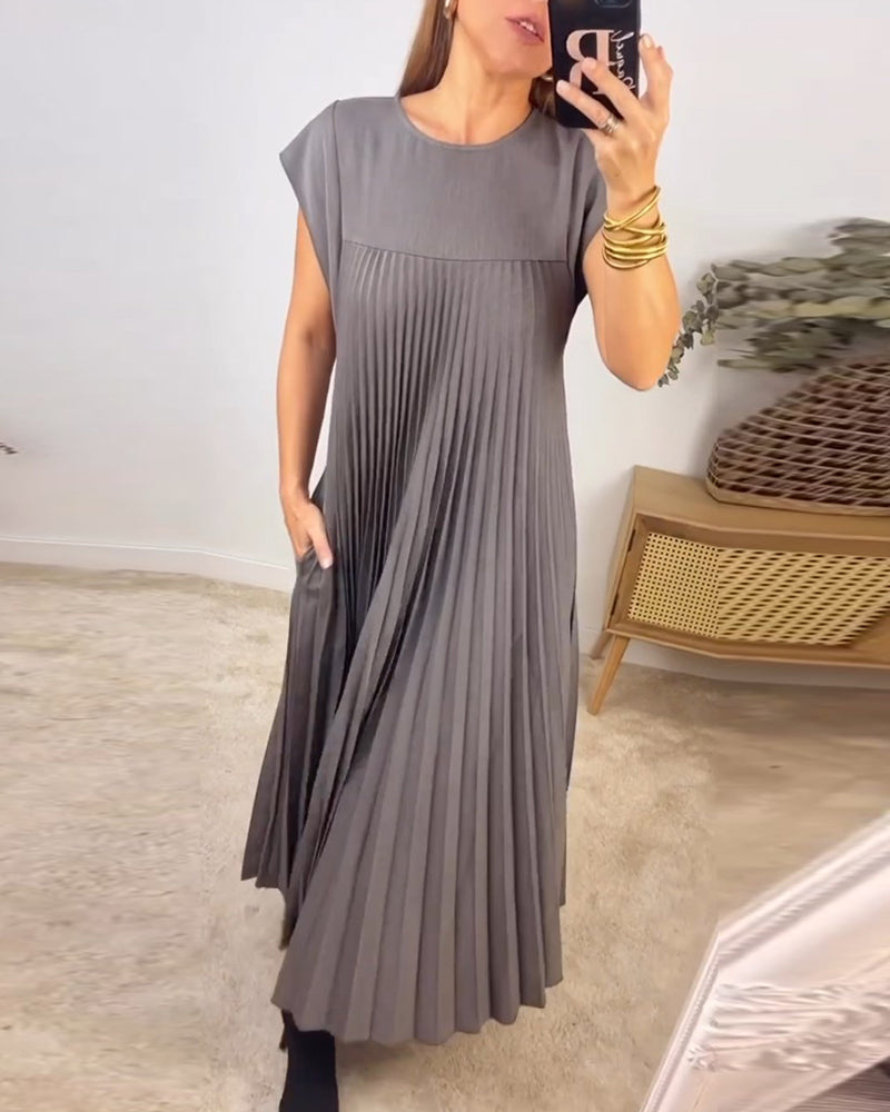 Martha | Elegant Pleated Maxi Dress - Image 8