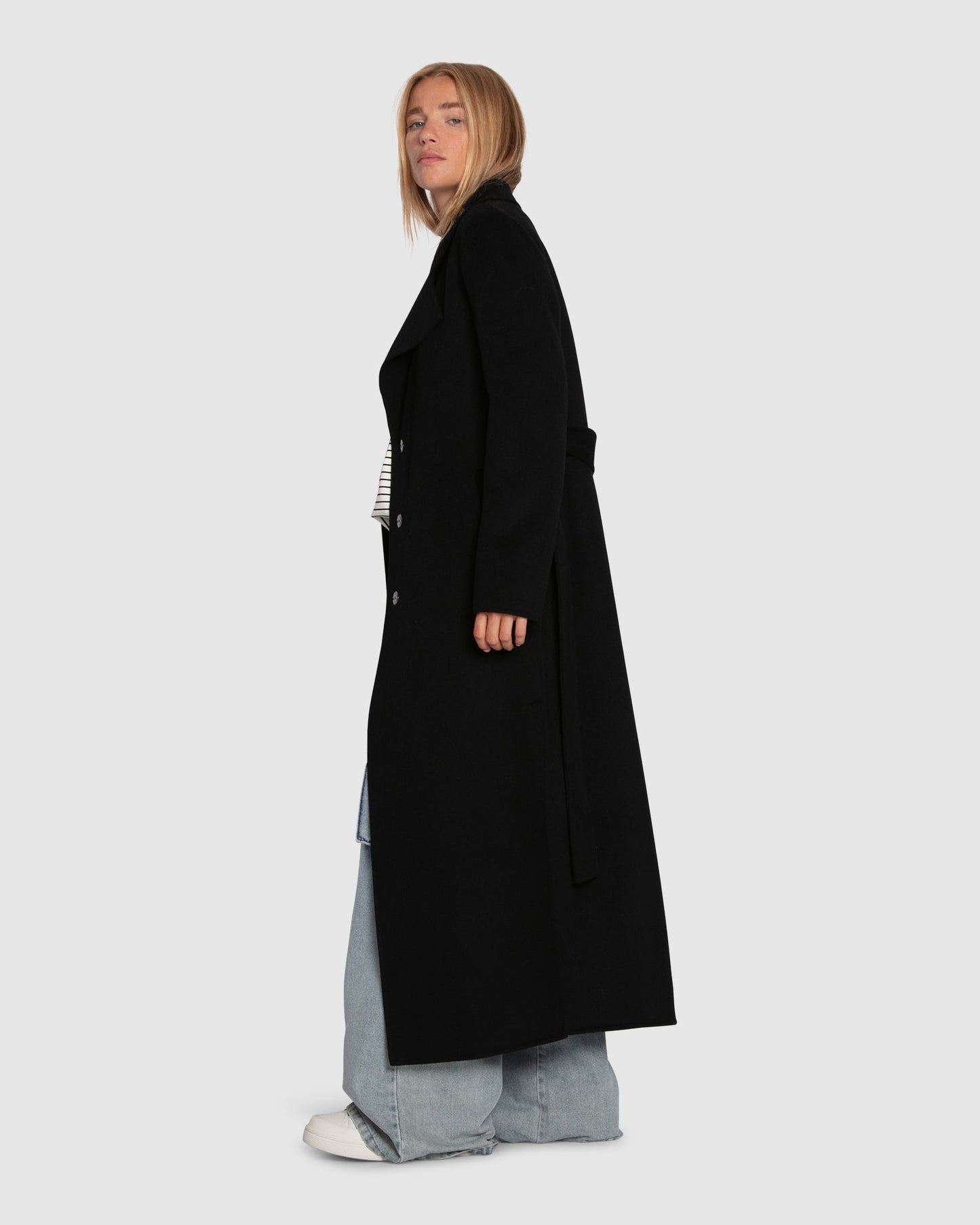Patricia | Stylish Boyfriend Maxi Coat - Black - Image 3