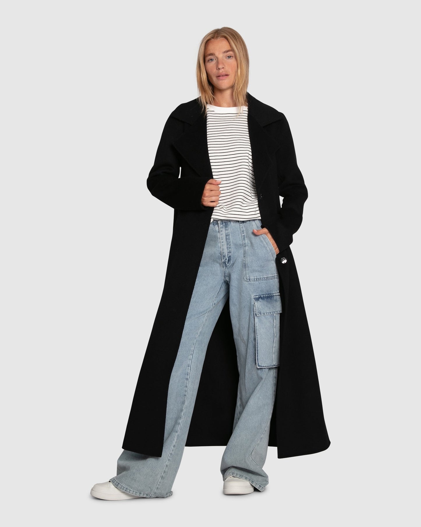Patricia | Stylish Boyfriend Maxi Coat - Black - Image 7