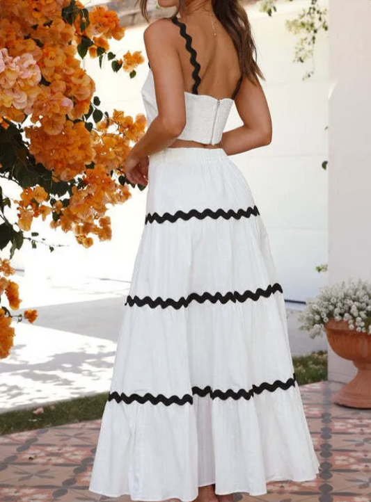 Janice | Stylish Set with Wave Design - Image 1