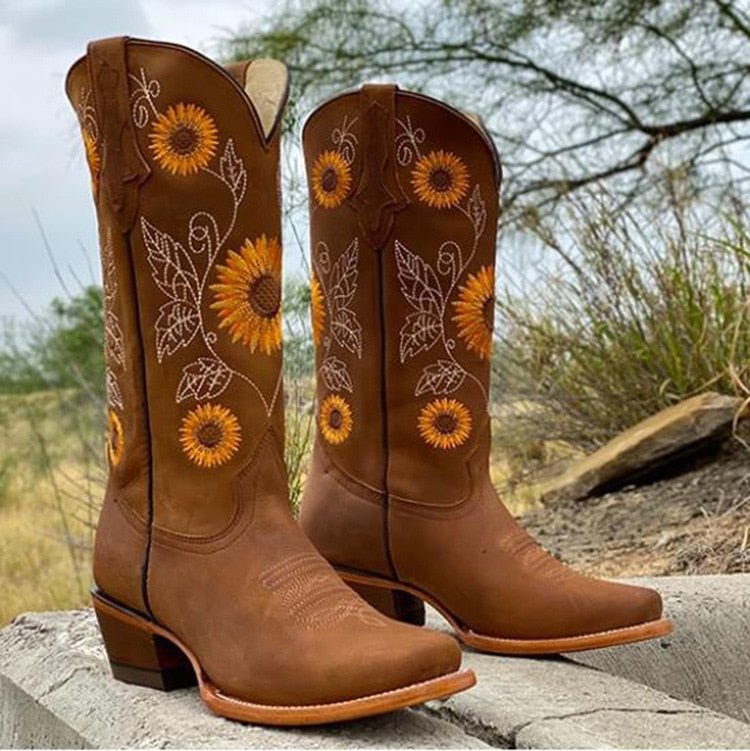 Samantha | Women's Embroidered Cowboy Boots - Image 6