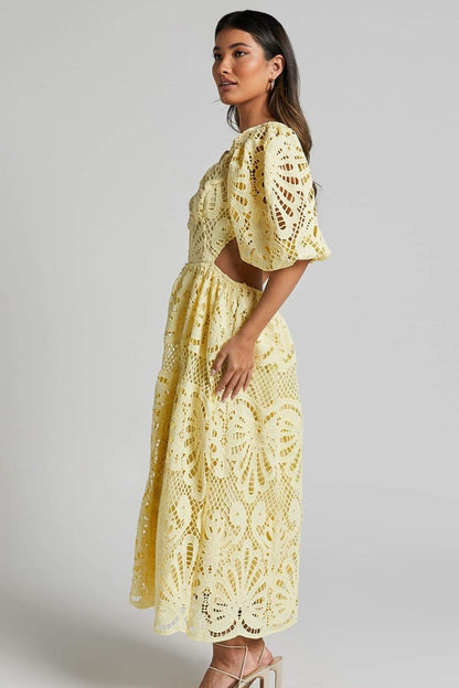 Dawn | Elegant Tess Lace Dress for Any Occasion - Image 4